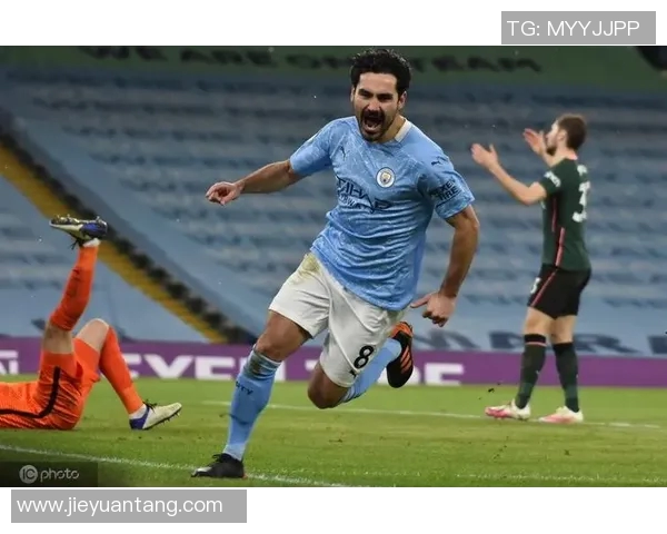 京多安的传奇旅程：从青涩小将到足坛巨星的蜕变与荣耀